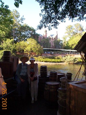 ./2001/Disney/thumbVDCP00808.JPG"