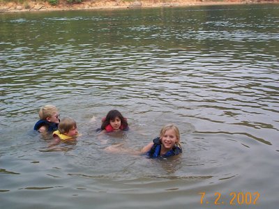 ./2002/Camping/thumbDCP01617.JPG"