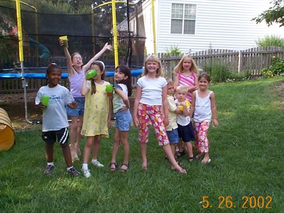 ./2002/DonnasParty/thumbDCP01425.JPG"