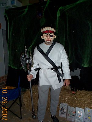 ./2002/Halloween/thumbVDCP01831.JPG"