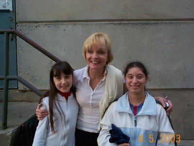 ./2003/Seussical/thumbDCP02162.JPG"