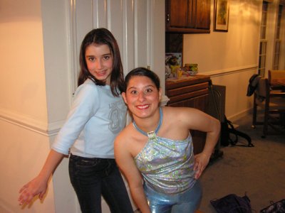 ./2004/Danceurs/thumbpictureday0003.JPG"