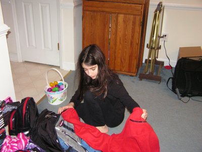 ./2005/Easter/thumbEaster0010.JPG"