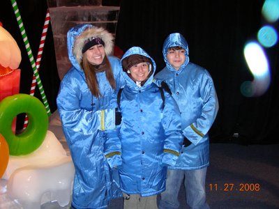 ./2008/Thanksgiving/Ice/thumbDSCN4506.JPG"