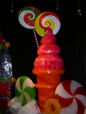 ./2008/Thanksgiving/Ice/thumbVDSCN4505.JPG"