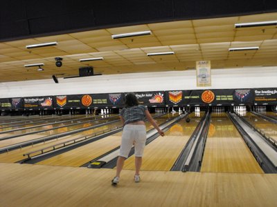 ./2011/Bowling/thumbDSCF1252.JPG"