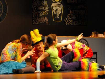 ./2011/Godspell/thumbDSCF0127.JPG"
