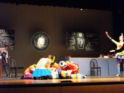 ./2011/Godspell/thumbDSCF9810.JPG"