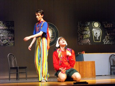 ./2011/Godspell/thumbDSCF9890.JPG"