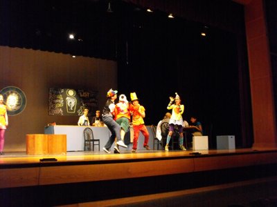 ./2011/Godspell/thumbDSCF9930.JPG"