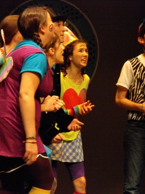 ./2011/Godspell/thumbVDSCF0095.JPG"
