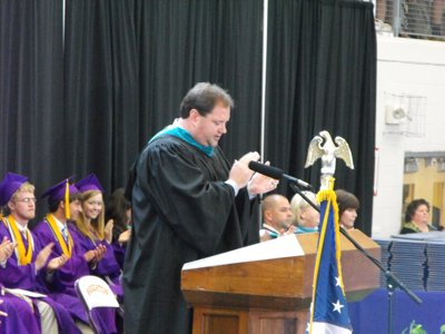 ./2011/Graduation/thumbDSCF1271.JPG"