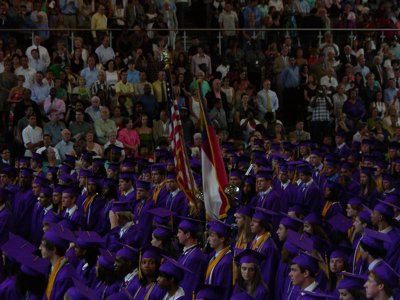 ./2011/Graduation/thumbDSCN8018.JPG"