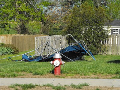 ./2011/Tornado/thumbDSCF0034.JPG"