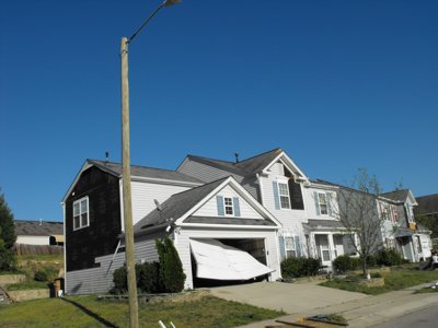 ./2011/Tornado/thumbDSCF0064.JPG"